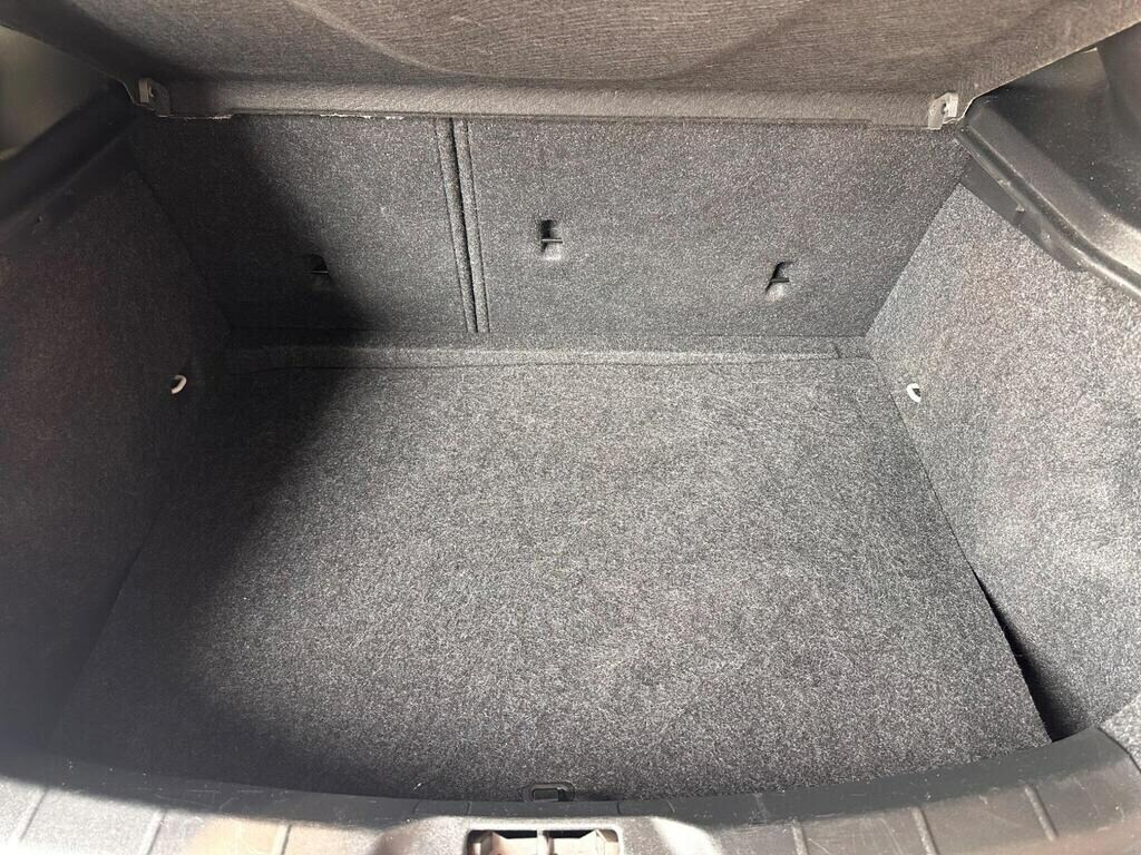 Volvo V40 V40 Momentum Nav T2 Black #43