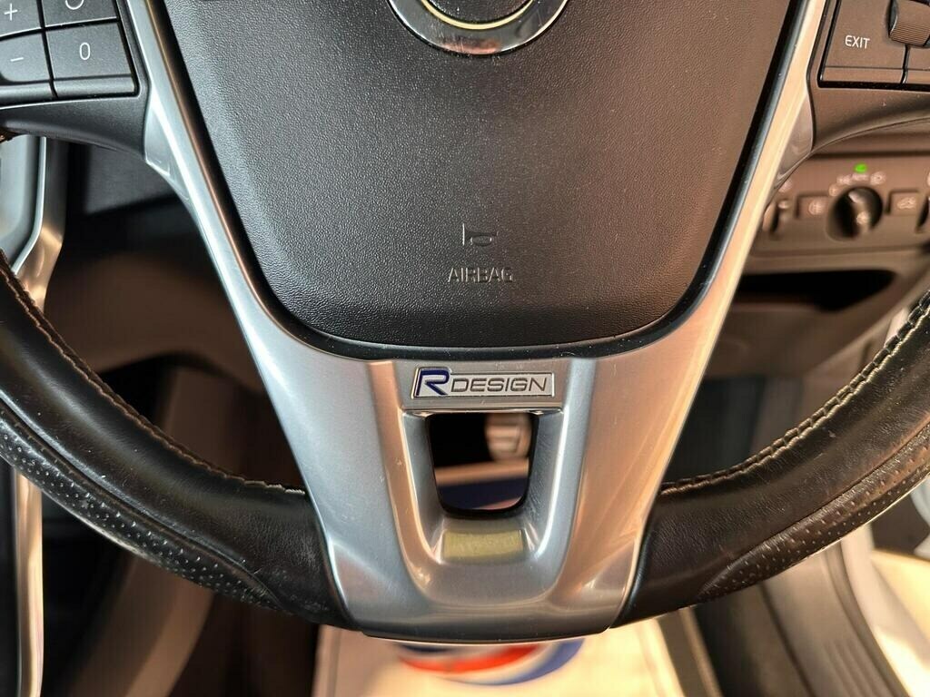 Volvo V40 V40 Momentum Nav T2 Black #27
