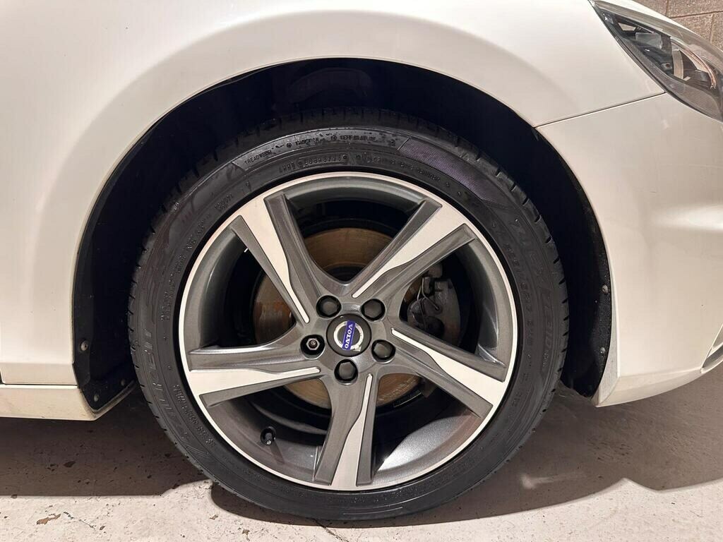 Volvo V40 V40 Momentum Nav T2 Black #56