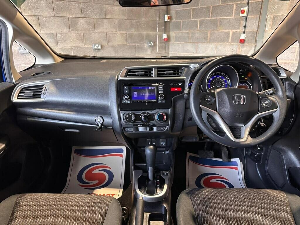 Honda Jazz 1.3 Ex Navi Cvt Black #22
