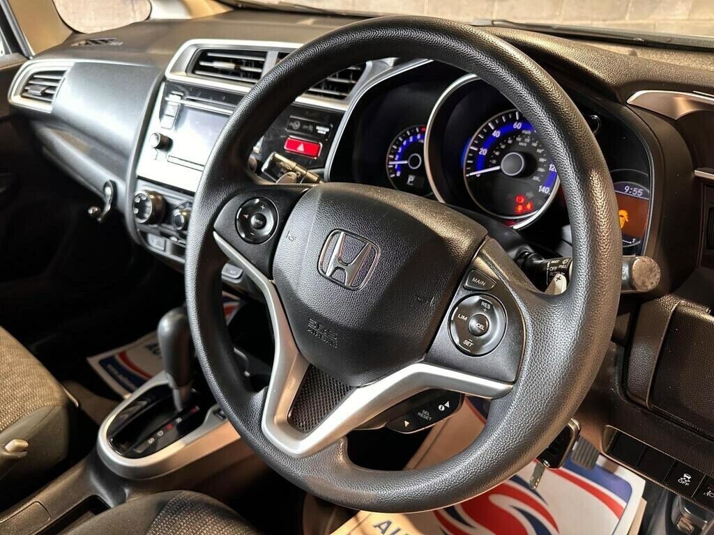 Honda Jazz 1.3 Ex Navi Cvt Black #20