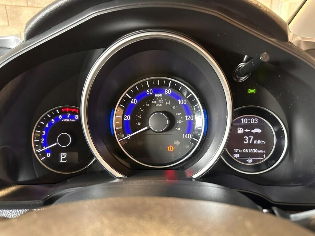 Honda Jazz 1.3 Ex Navi Cvt Black #28