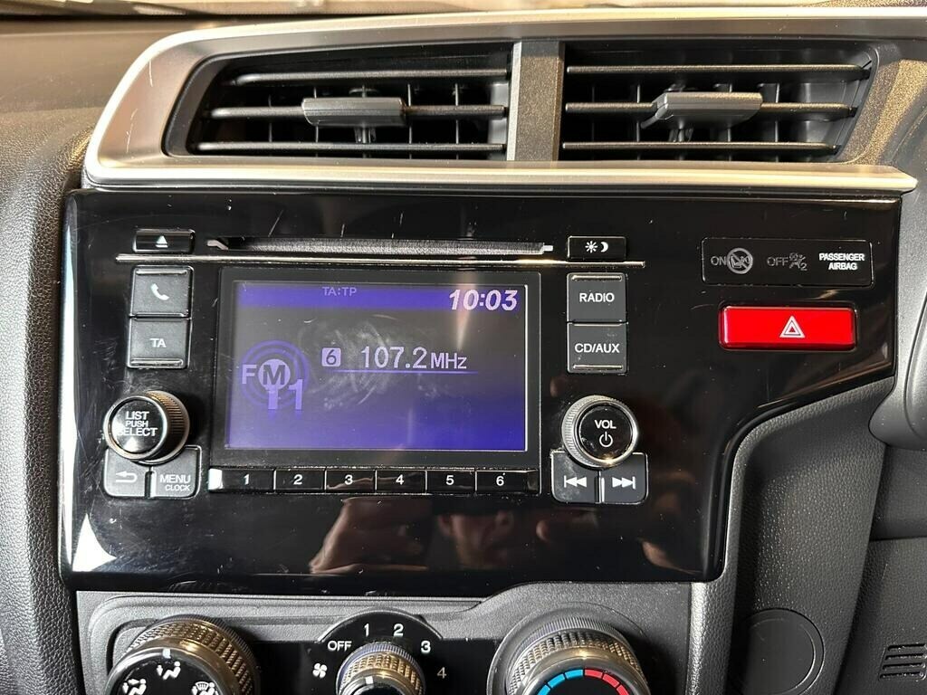 Honda Jazz 1.3 Ex Navi Cvt Black #30