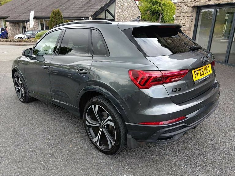Audi Q3 Black Edition 35 Tfsi 150 Ps S Tronic PF25UGT Grey #3