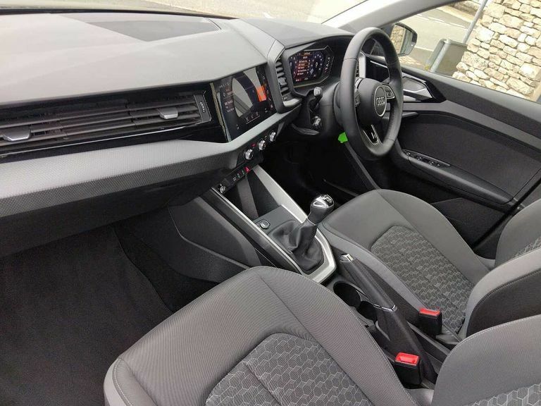 Audi A1 Sport 30 Tfsi 110 Ps 6-Speed PN23LLD Grey #2
