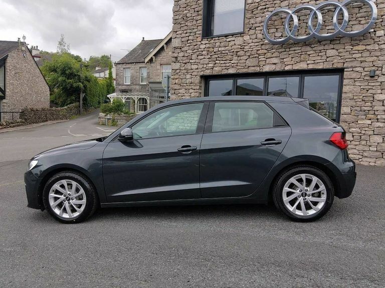 Audi A1 Sport 30 Tfsi 110 Ps 6-Speed PN23LLD Grey #4