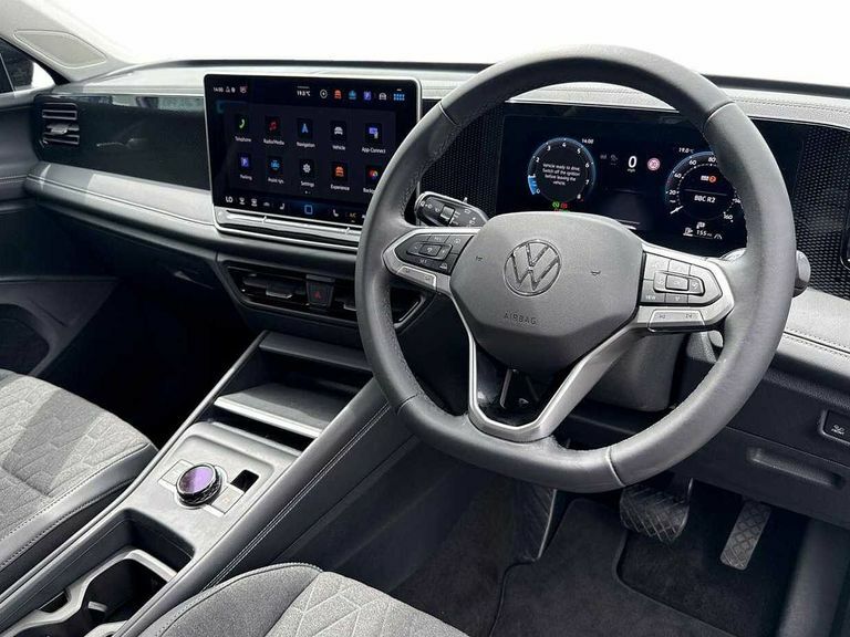Volkswagen Tiguan 1.5 Etsi 150 Match Dsg PG24ELJ Black #6