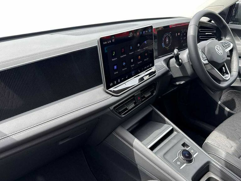 Volkswagen Tiguan 1.5 Etsi 150 Match Dsg PG24ELJ Black #2