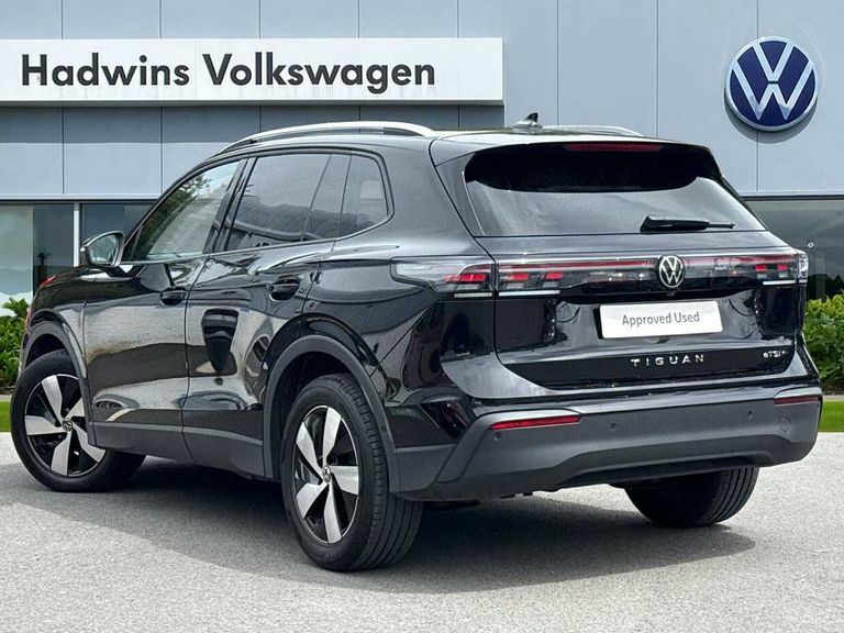 Volkswagen Tiguan 1.5 Etsi 150 Match Dsg PG24ELJ Black #3