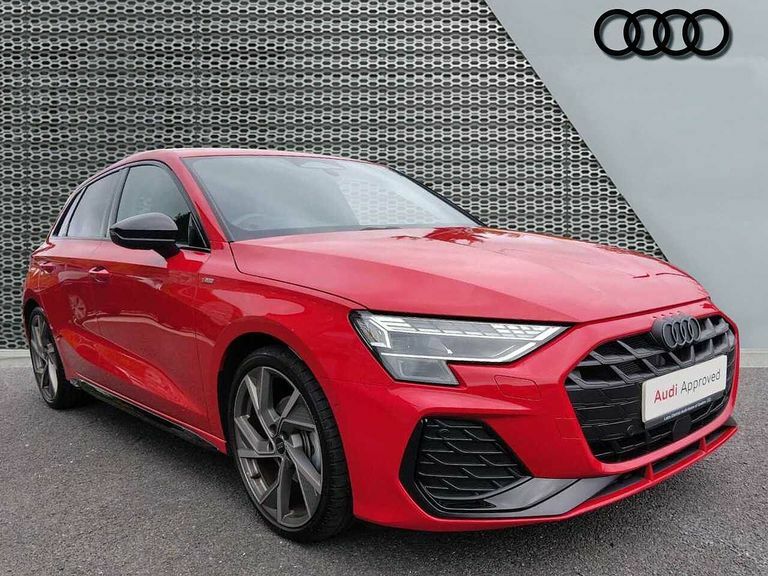 Audi A3 Black Edition Tfsi 150 Ps S Tronic Red