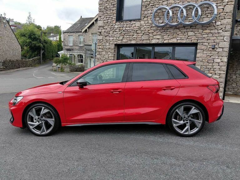 Audi A3 Black Edition Tfsi 150 Ps S Tronic PK75VNV Red #4