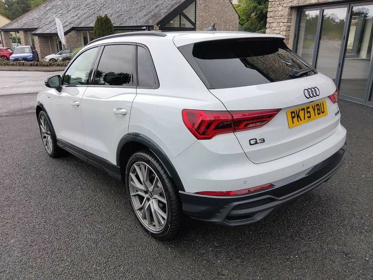 Audi Q3 Black Edition 35 Tfsi 150 Ps S Tronic PK75YBU White #3