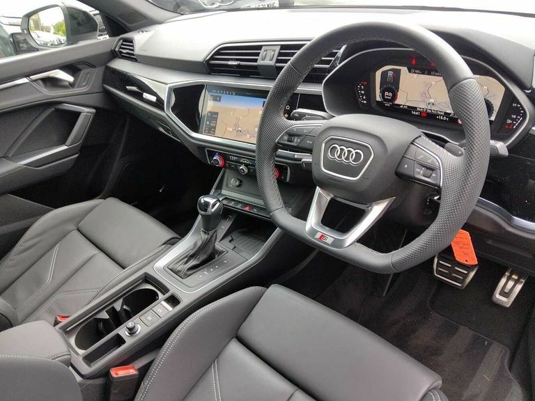 Audi Q3 Black Edition 35 Tfsi 150 Ps S Tronic PK75YBU White #6