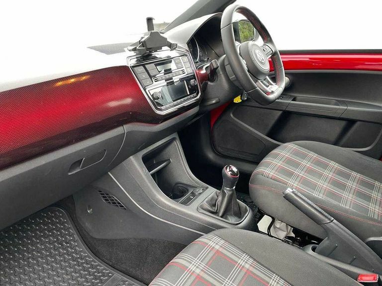 Volkswagen Up 1.0 115Ps Up Gti PL68UEK Red #2