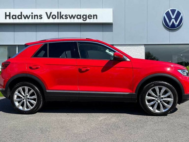 Volkswagen T-Roc 1.5 Tsi Evo Sel Dsg Red #4