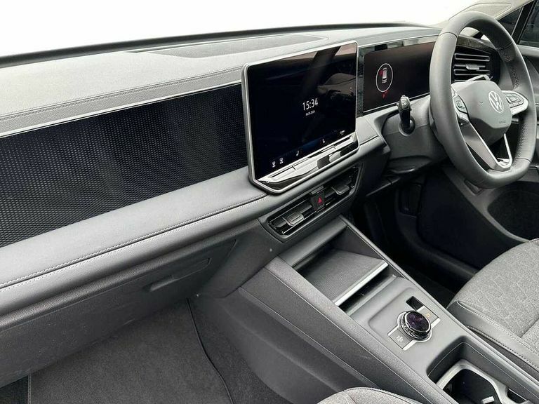 Volkswagen Tiguan 1.5 Etsi 150 Match Dsg PN26TBX Black #2