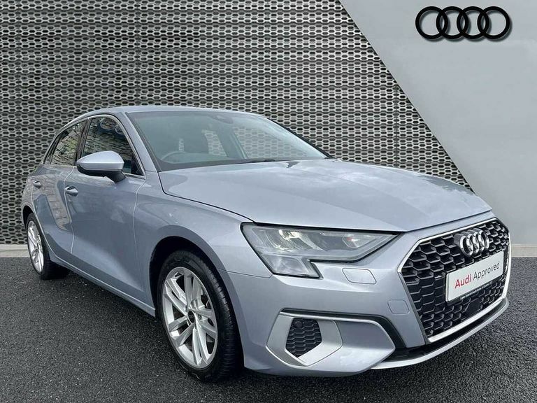 Audi A3 Sport 30 Tfsi 110 Ps 6-Speed Silver