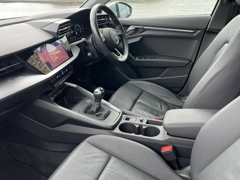 Audi A3 Sport 30 Tfsi 110 Ps 6-Speed PN72LGU Silver #2