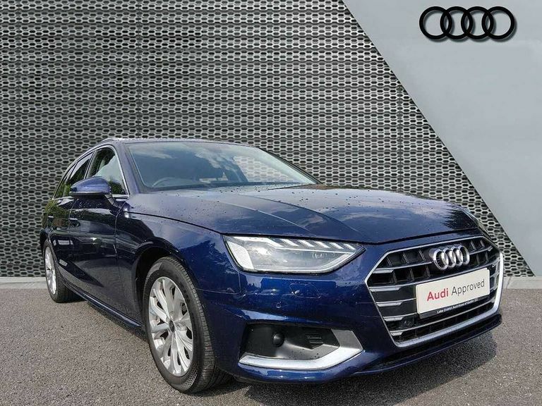 Audi A4 Avant Avant Sport 35 Tfsi 150 Ps S Tronic PL73XXJ Blue