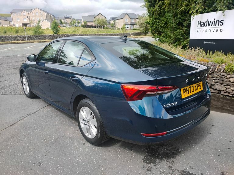 Skoda Octavia 1.5 Tsi Se Blue #2