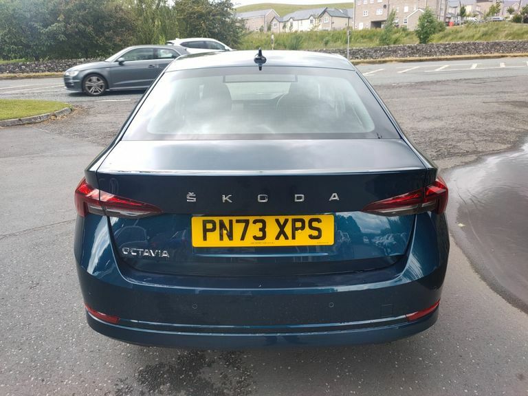 Skoda Octavia 1.5 Tsi Se Blue #6