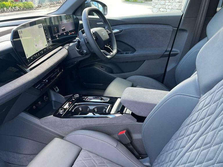 Audi Q6 E-Tron Q6 Suv Black Edition E-tron Quattro 315,00 Kw Grey #2