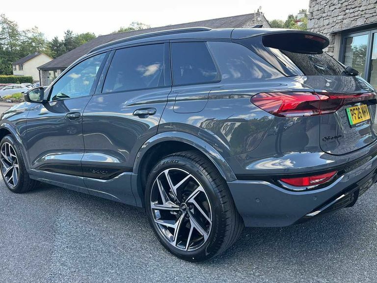 Audi Q6 E-Tron Q6 Suv Black Edition E-tron Quattro 315,00 Kw Grey #3