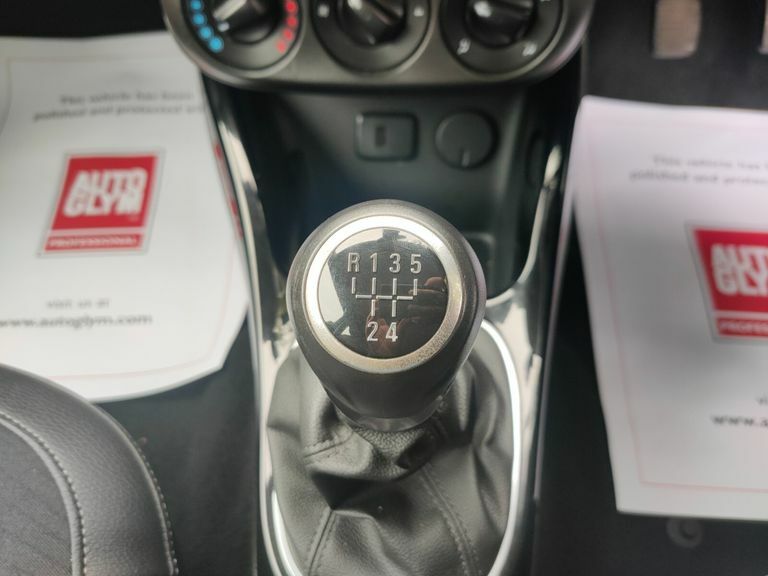 Vauxhall Adam Hatchback White #15