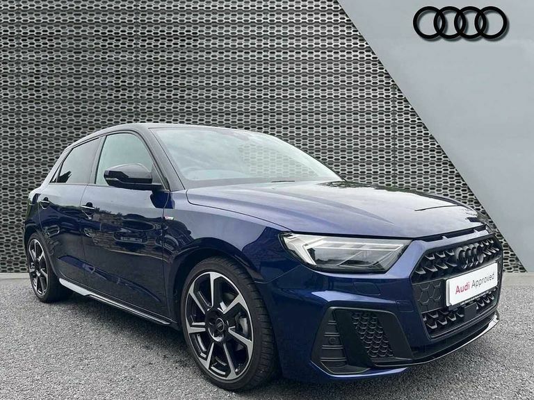 Audi A1 Black Edition 35 Tfsi 150 Ps S Tronic Blue