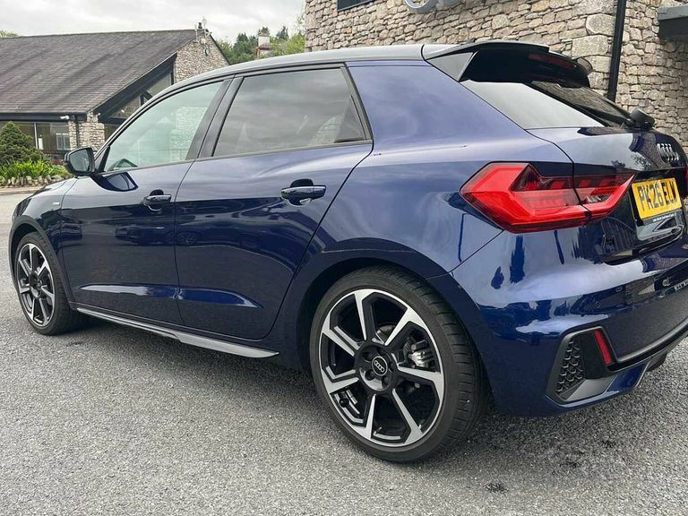 Audi A1 Black Edition 35 Tfsi 150 Ps S Tronic PK26ELW Blue #3