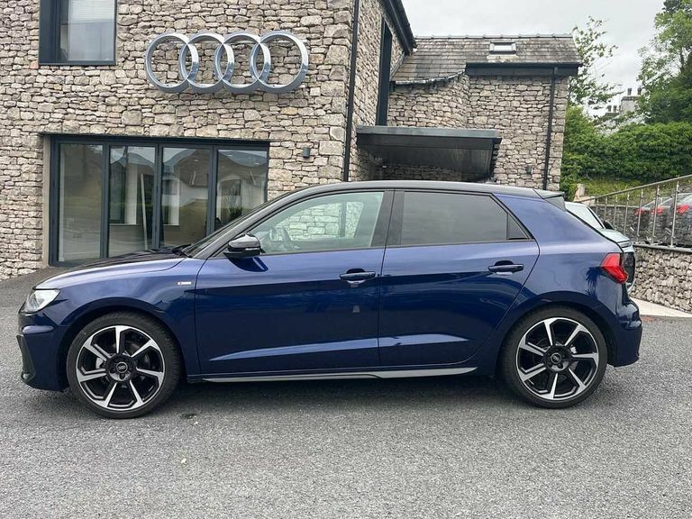 Audi A1 Black Edition 35 Tfsi 150 Ps S Tronic PK26ELW Blue #4