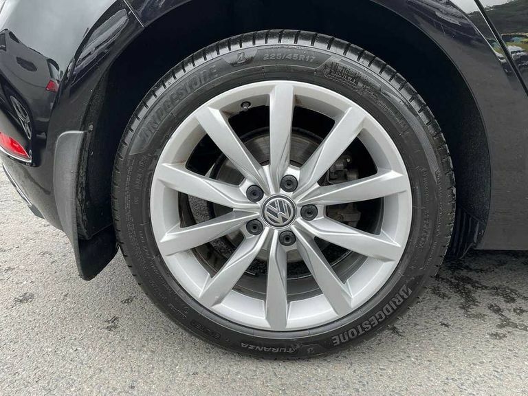 Volkswagen Golf 2.0 Tdi Gt Edition Black #5
