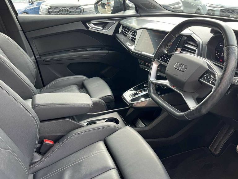 Audi Q4 E Tron Q4 Sportback Launch Edition 40 E-tron 150,00 Kw PJ71ULE Black #6