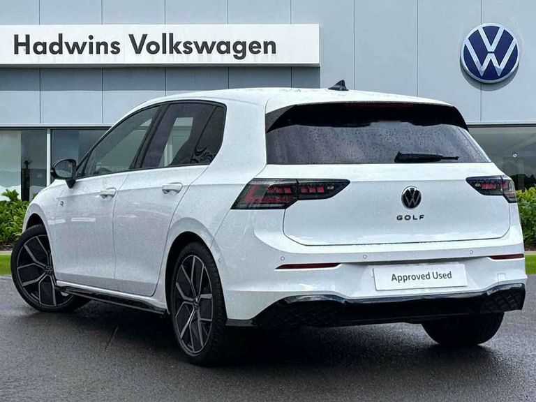 Volkswagen Golf 1.5 Tsi 150 Black Edition White #3