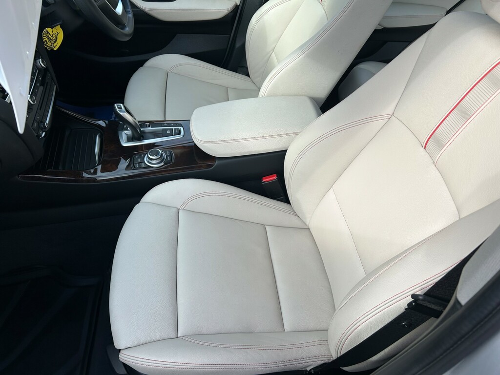 BMW X3 20D Xline Red #16