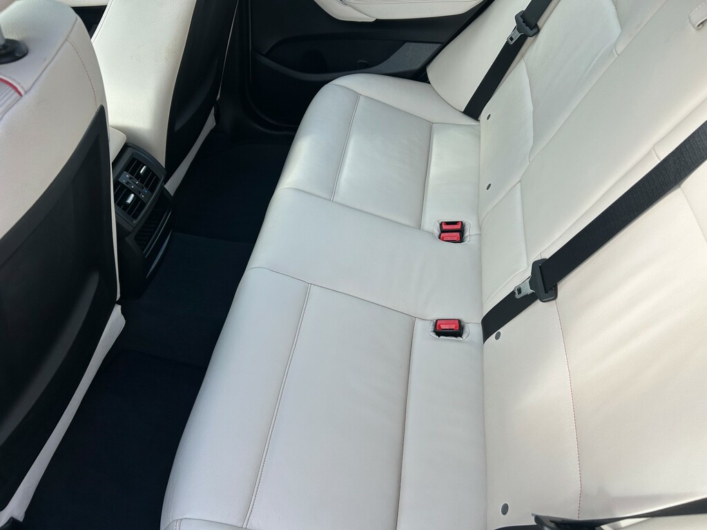 BMW X3 20D Xline Red #15