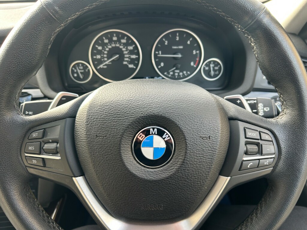 BMW X3 20D Xline Red #22