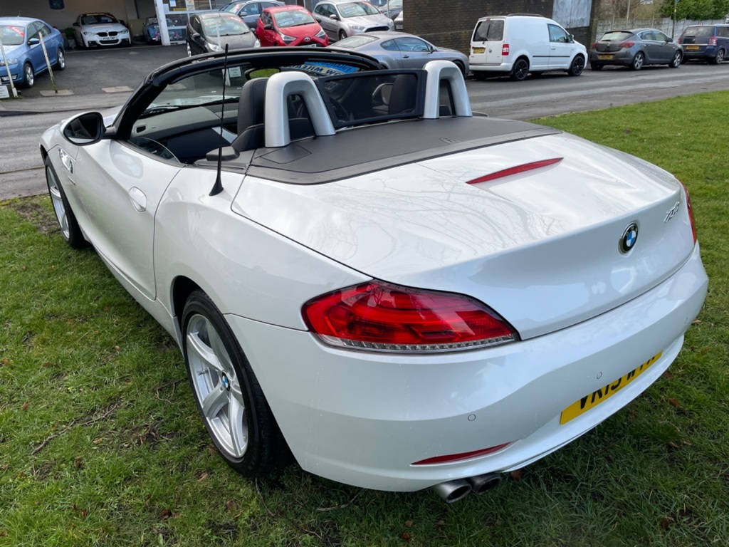 BMW Z4 Z4 Sdrive 20I Roadster Convertible White #5