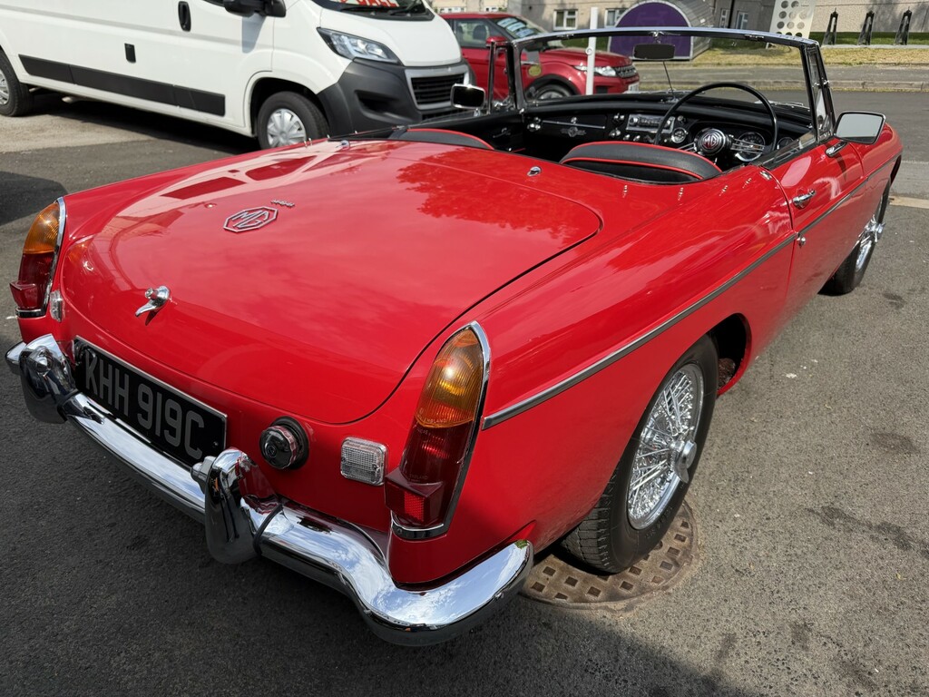 MG MGB 1.8 Roadster Beautifully Restored Red #3