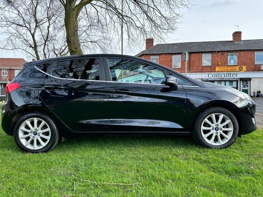 Ford Fiesta 1.0 T Ecoboost Titanium PF19HWC Black #3