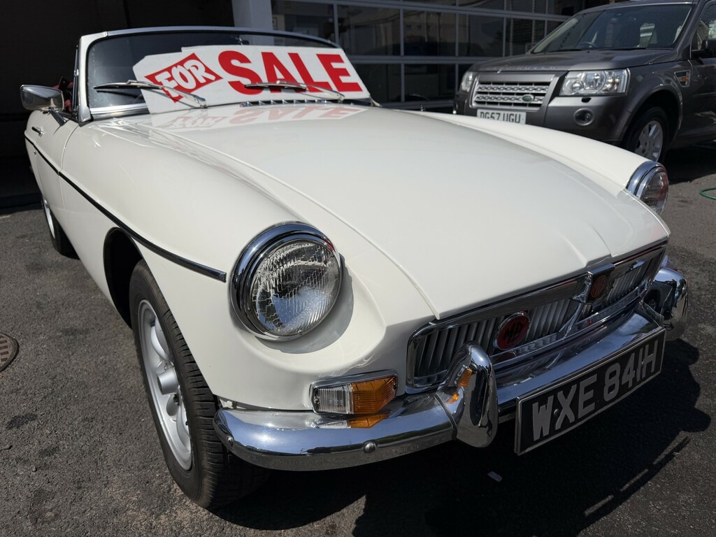 MG MGB 1.8 Roadster Beautifully Restored White #2