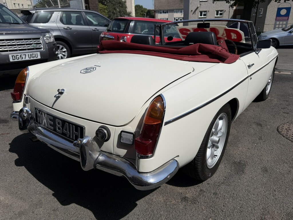 MG MGB 1.8 Roadster Beautifully Restored White #4