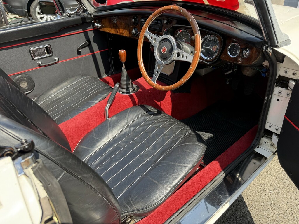 MG MGB 1800Cc 2dr Red #10