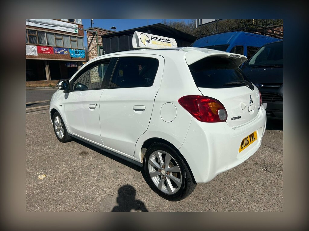 Mitsubishi Mirage 1.2 Attivo Cvt Euro 6 Ss White #4
