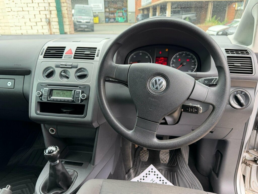 Volkswagen Touran S Blue #8