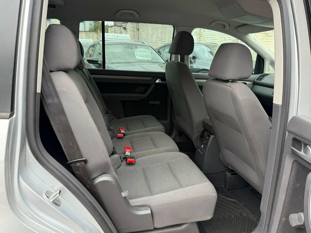 Volkswagen Touran S Blue #9