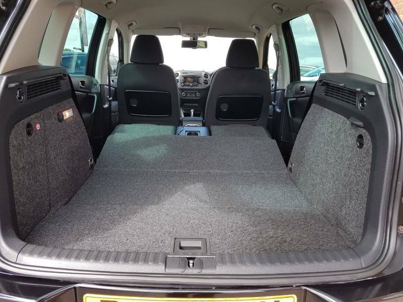 Volkswagen Tiguan 2.0 Tdi Bluemotion Tech Black #32