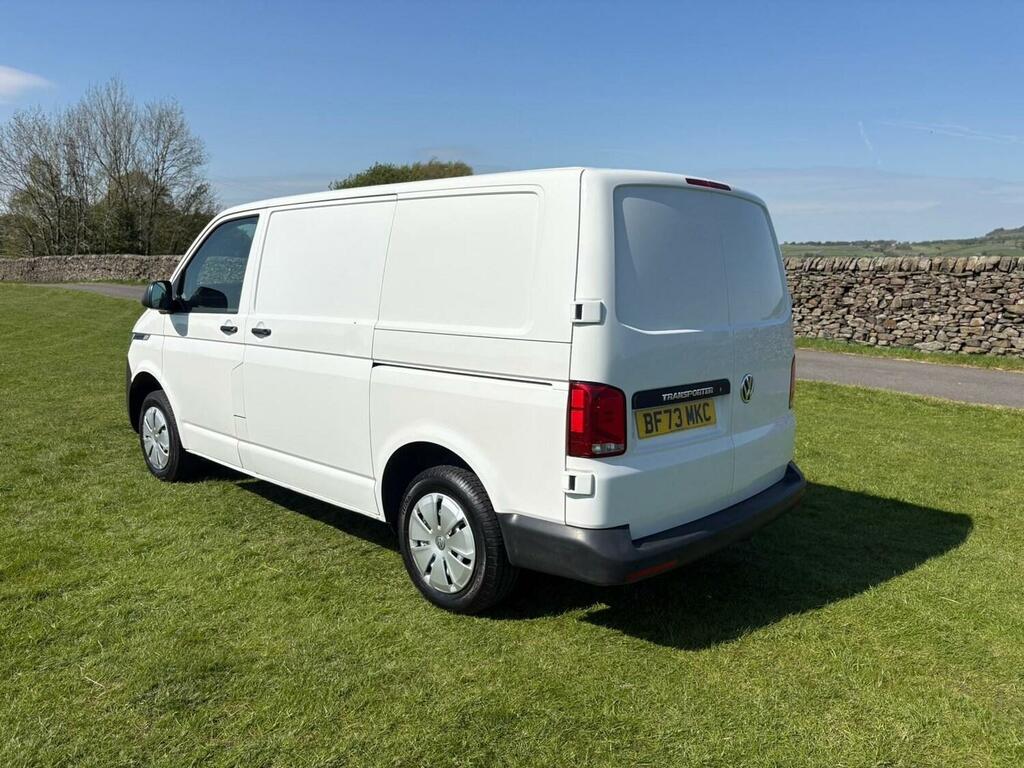 Volkswagen Transporter 2.0 Tdi 110 Startline Van BF73MKC White #5
