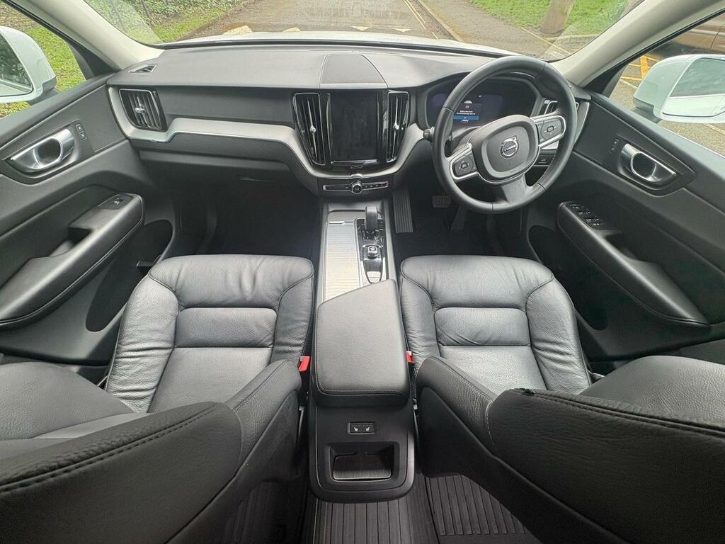 Volvo XC60 KX23HZF White #6