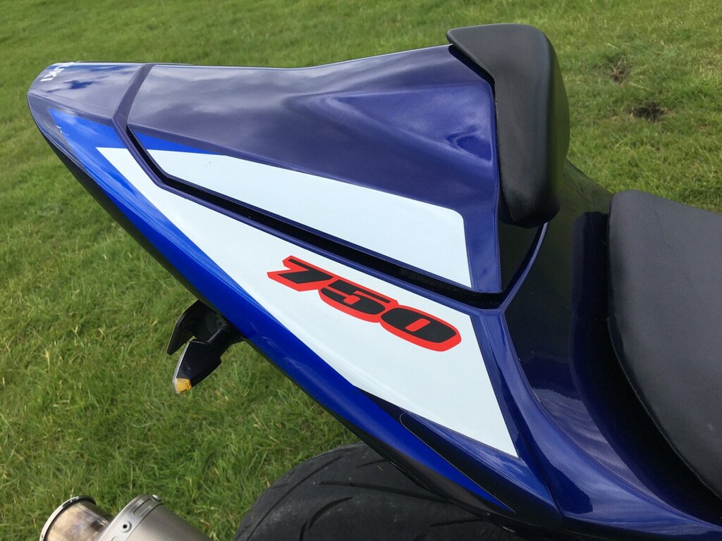 Suzuki 650 Gsf 650 Silver #16